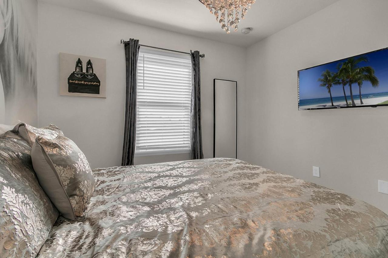 5 Bedrooms - 4,5 Bathrooms - Windsor At Westside 8928 Sa Orlando Exterior photo