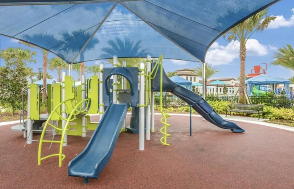 5 Bedrooms - 4,5 Bathrooms - Windsor At Westside 8928 Sa Orlando Exterior photo